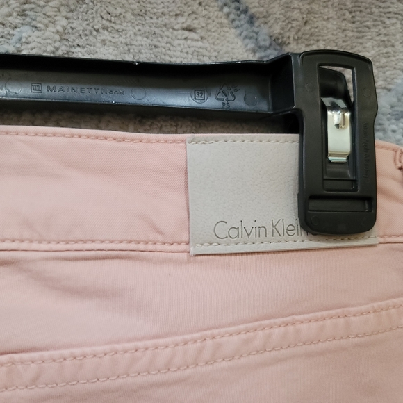 Calvin Klein Jeans - Picture 8 of 9